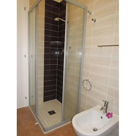 Apartment Lovely Overlooking The Pool In Bibione
