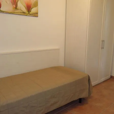 Lovely Overlooking The Pool In Apartment Bibione